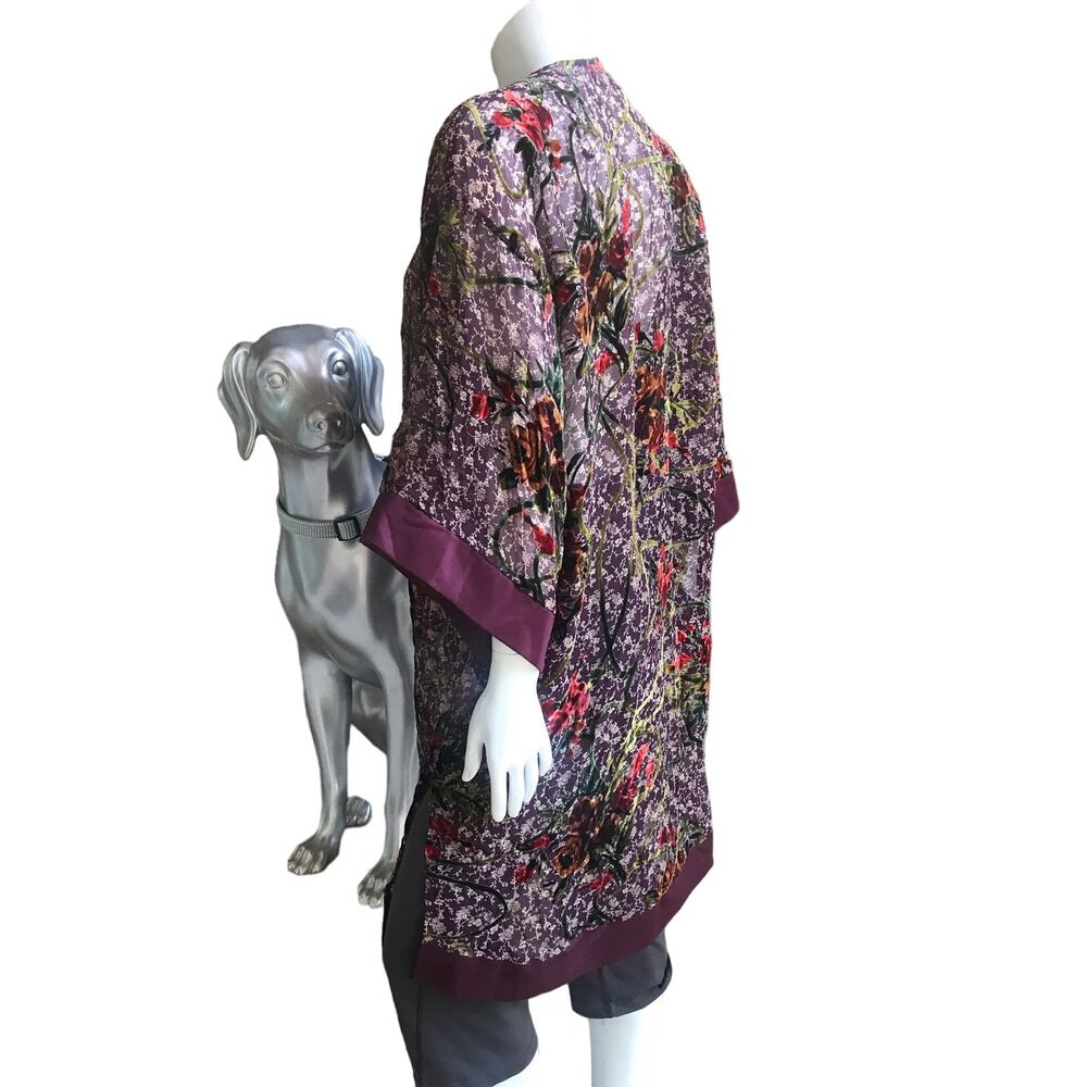 Band of Gypsies Floral Velvet Open Front Robe Cardigan Women's Size XS/S - Picture 2 of 8